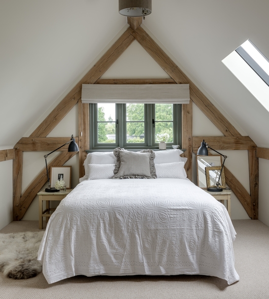 Border Oak Show House bedroom